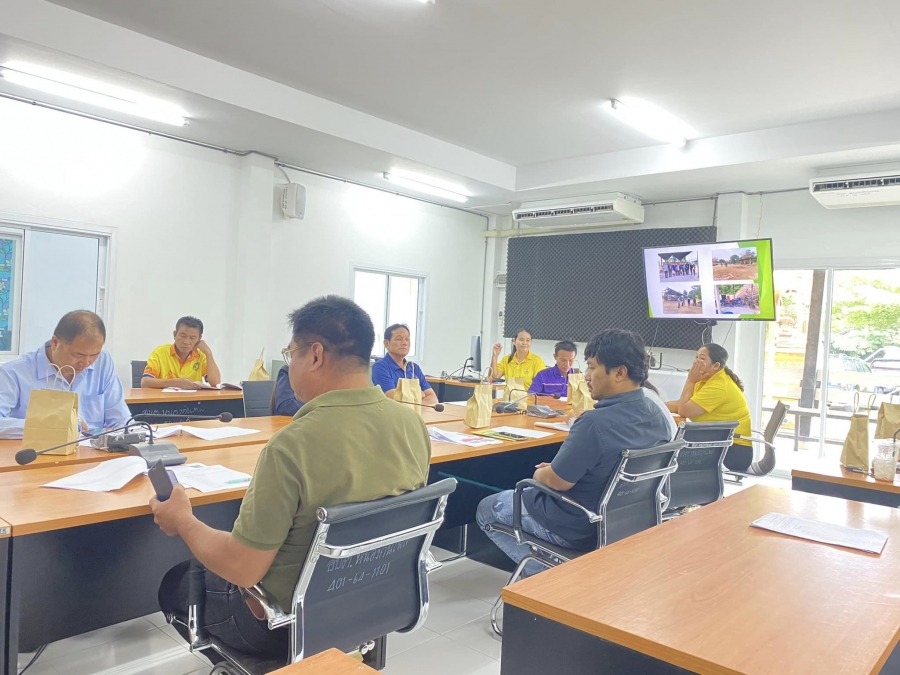 ประชุมสรุปผลการตรวจสถานประกอบการ ประเภท เตาเผาอิฐในพื้นที่ เพื่อพิจารณาออกใบอนุญาตประกอบกิจการที่เป็นอันตรายต่อสุขภาพ